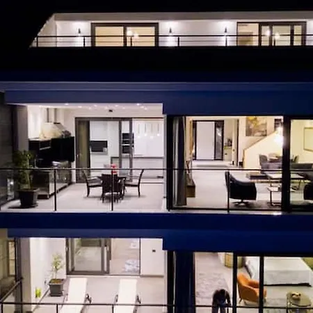 Villa Az Villa